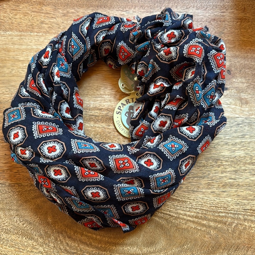 Spartina 449 NWT Medallion Scarf Daufuskie Island TPS Wool